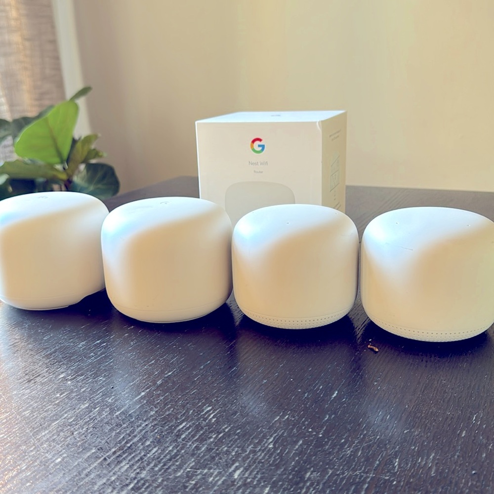 Nest WiFi 2 Routers and 2 Points - WiFi Extender with Smart Speaker